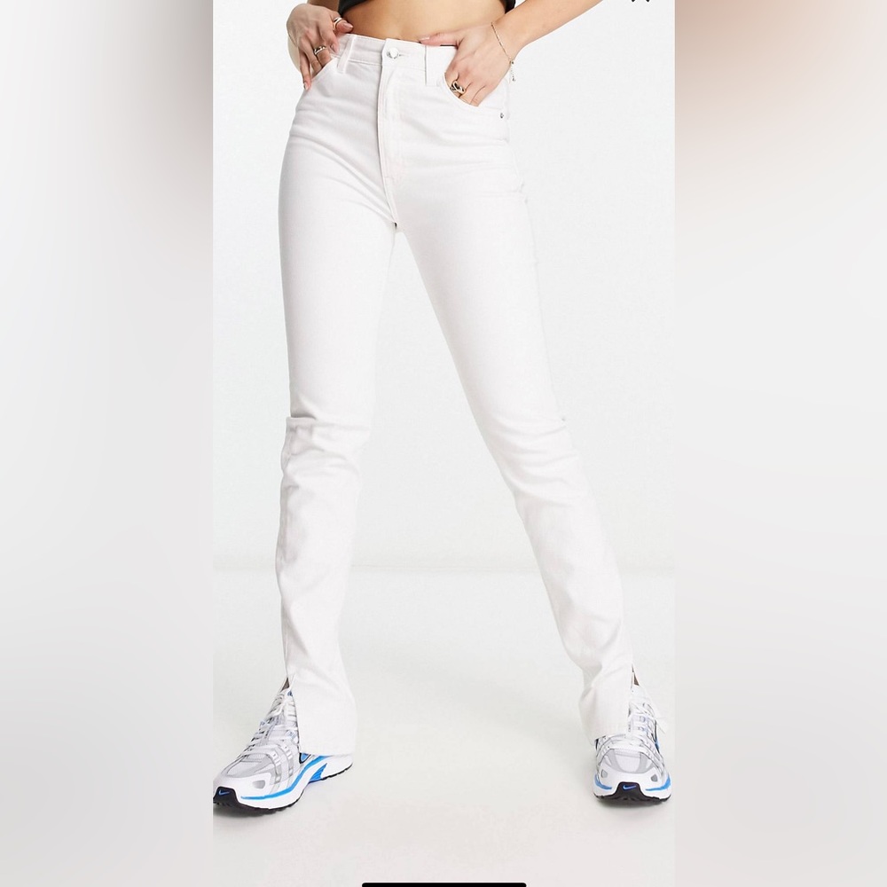 Bershka Split Hem Jeans in White